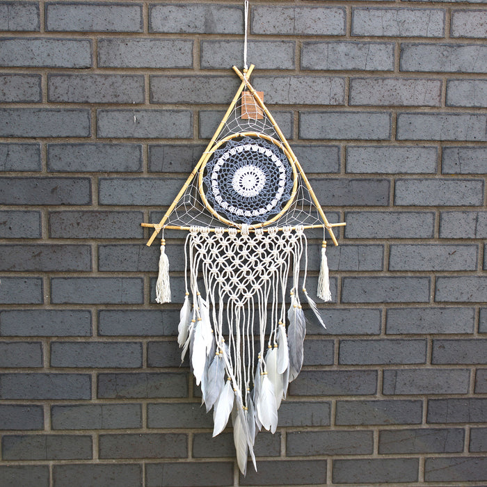 Protection Dreamcatcher - Large Macrame Pyramid White/Grey